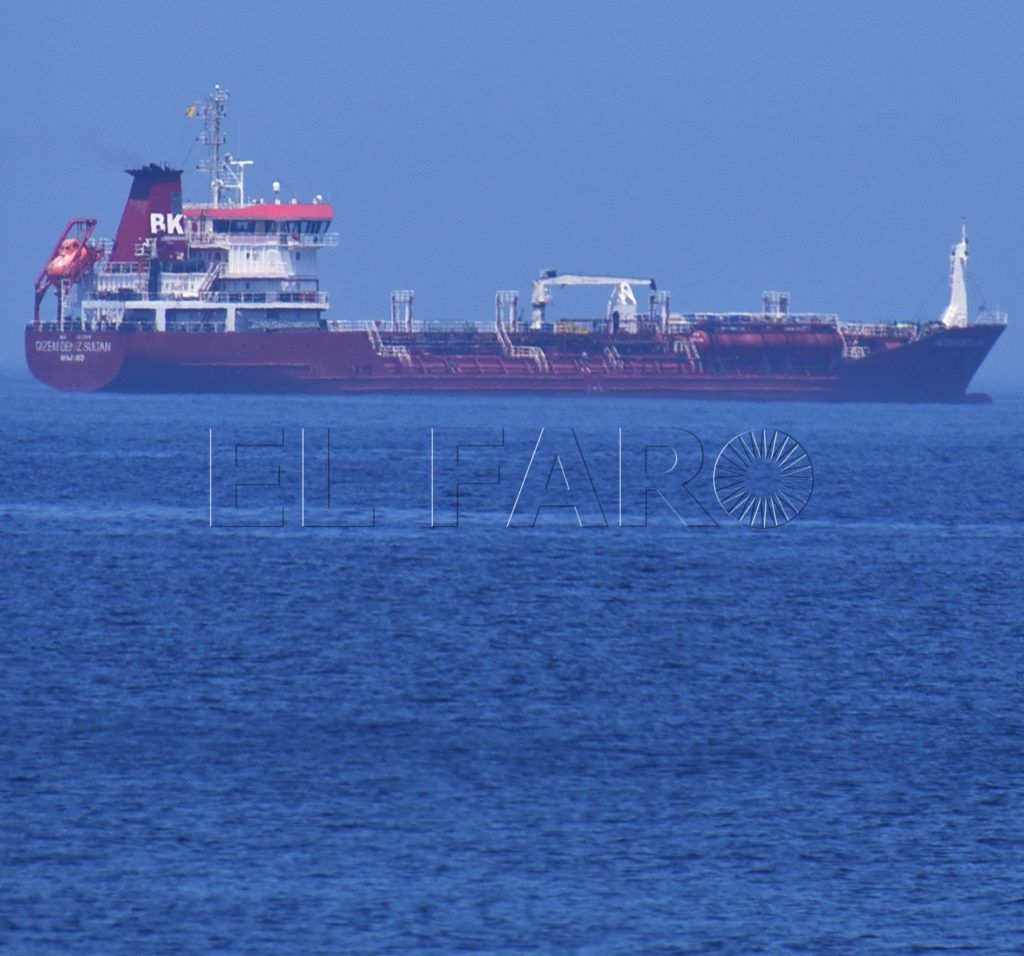 Petrolero, de vuelta a Ceuta