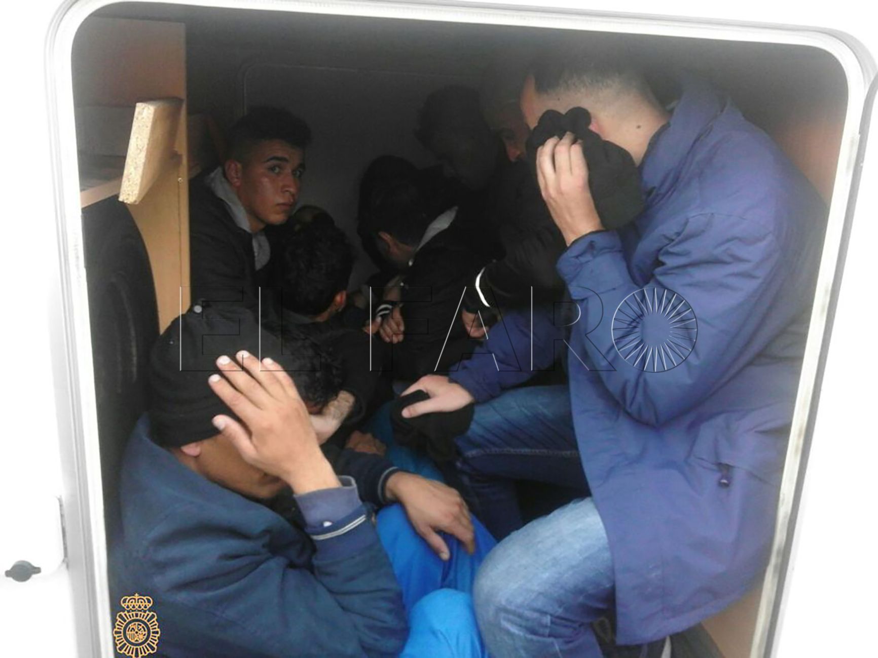 Condena para el conductor de un vehículo en el que se ocultaban doce argelinos