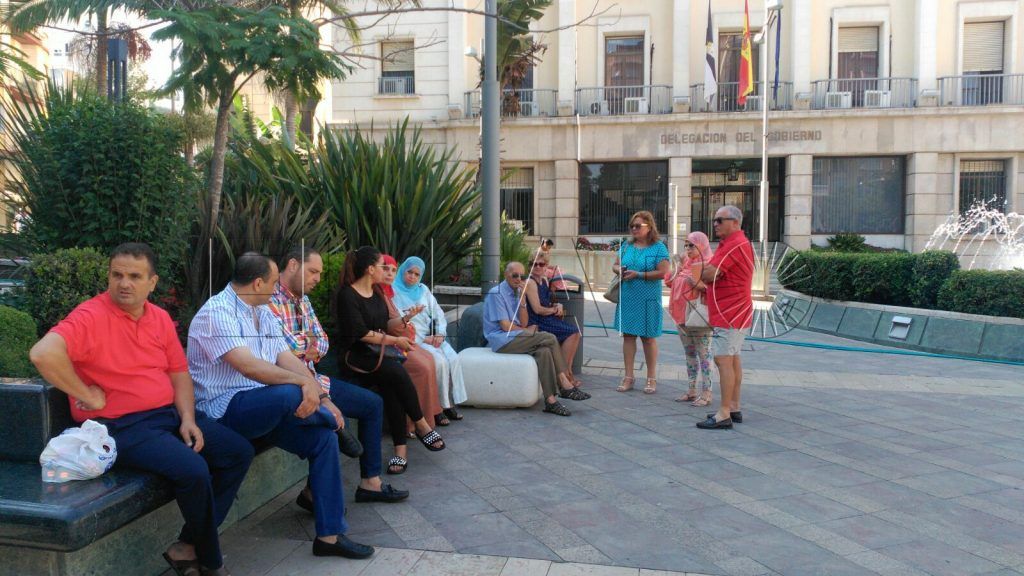 Los comerciantes de los polígonos se reúnen con el delegado del Gobierno