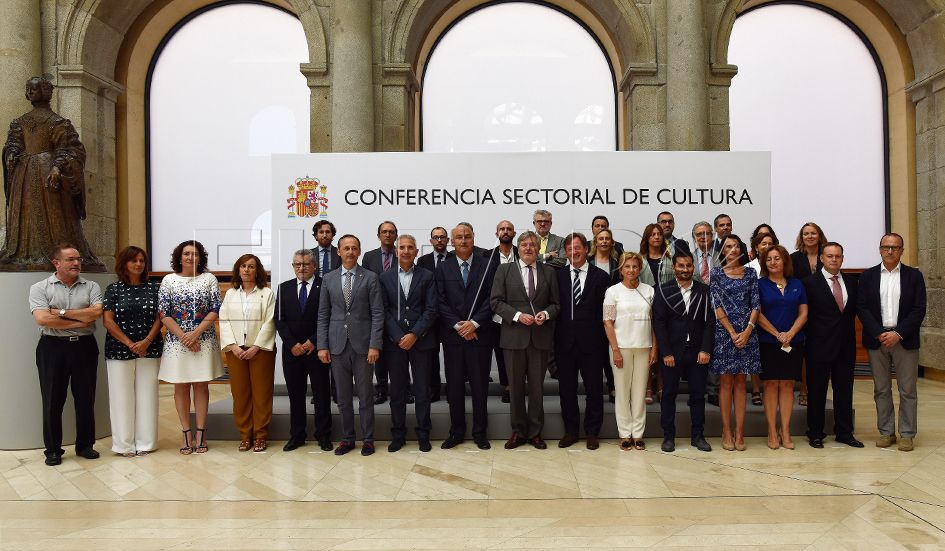 La Biblioteca Nacional ofrece a la Ciudad la cesión de los ejemplares publicados en Ceuta de 1958 a 2011