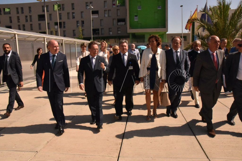 La ministra de Sanidad visita el Hospital Universitario de Ceuta