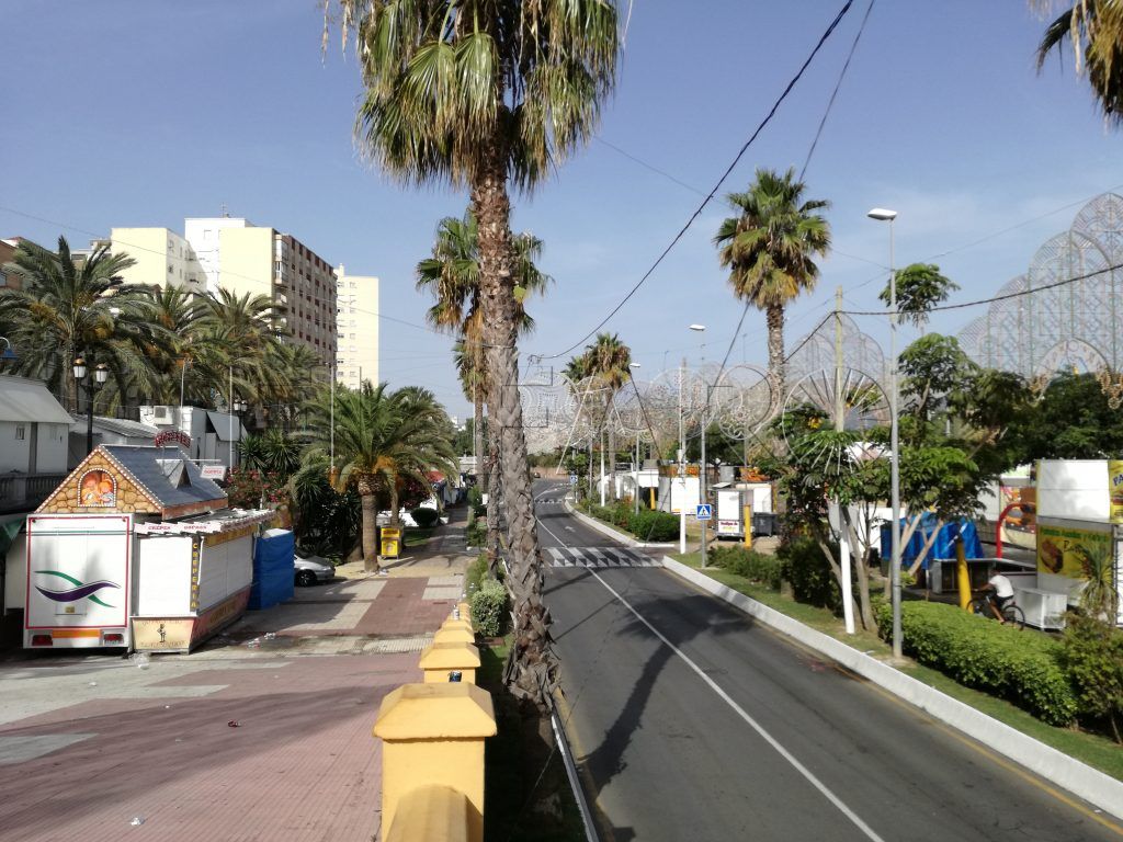 Herido de un corte en el cuello fuera del recinto ferial