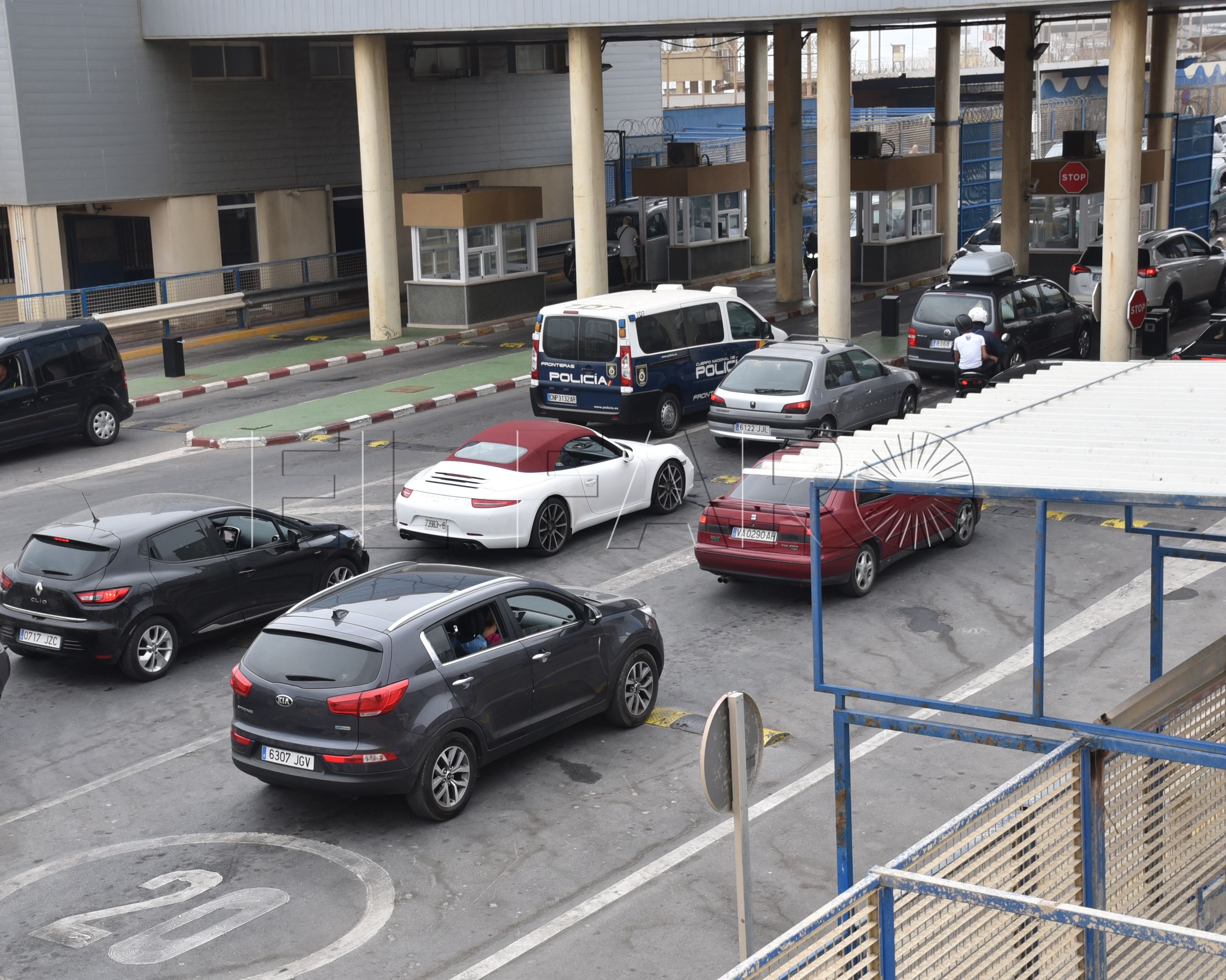 La sanidad privada pierde pacientes por culpa de las colas en la frontera