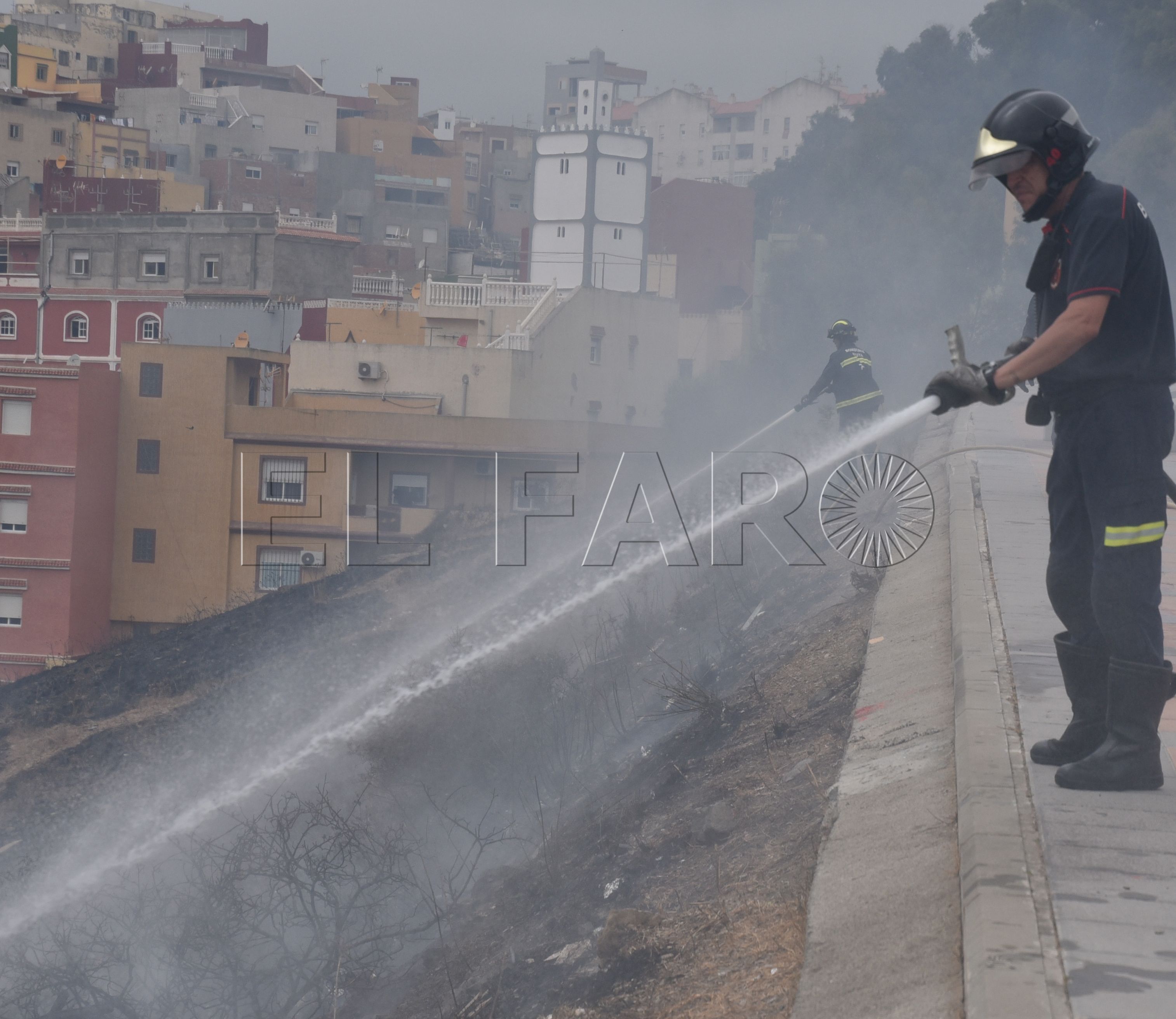 El SEIS sofoca un incendio detrás del HUCE