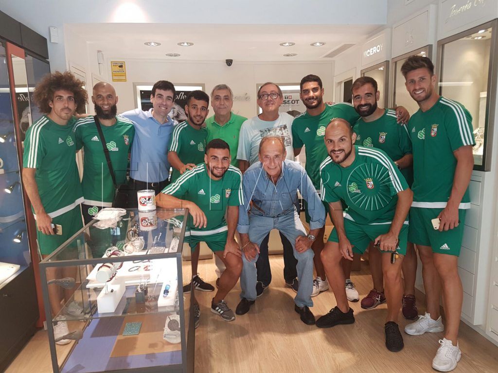 Buscando nuevos abonados