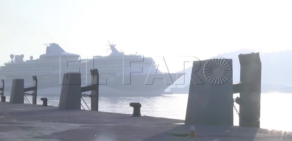 El ‘Tui Discovery 2’ vuelve a Ceuta por Feria