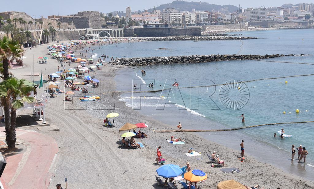 Brigadas del Plan de Empleo vigilarán el mobiliario de playas