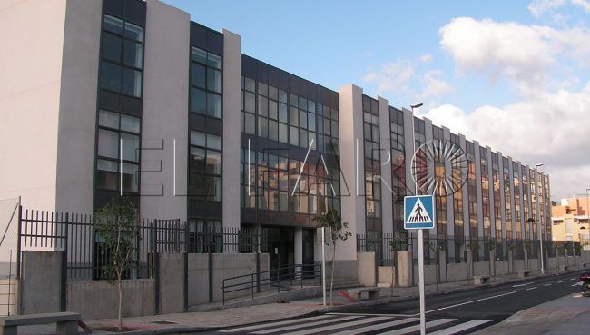 Apedreamientos al ‘Clara Campoamor’ y a la Policía en Huerta Téllez