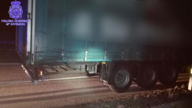 Un polizón termina llegando a Madrid dentro de un cajón desde Ceuta