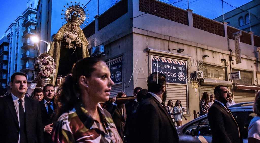 Rosario de antorchas