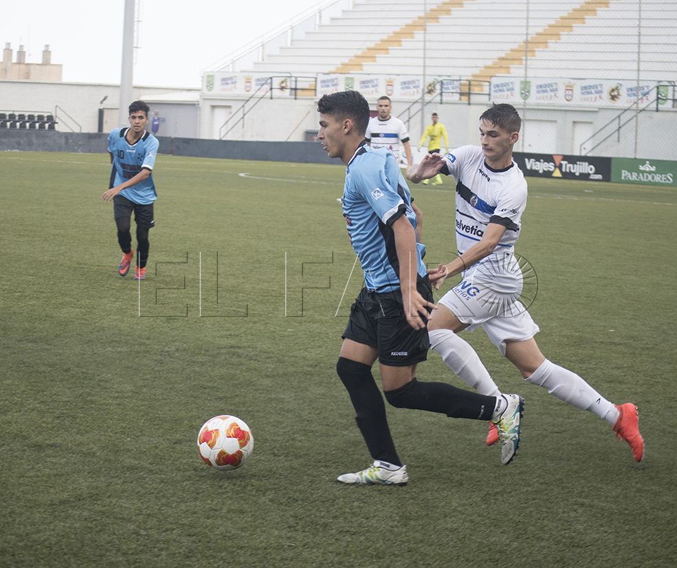 El Séneca defiende el liderato en el campo del Algeciras CF