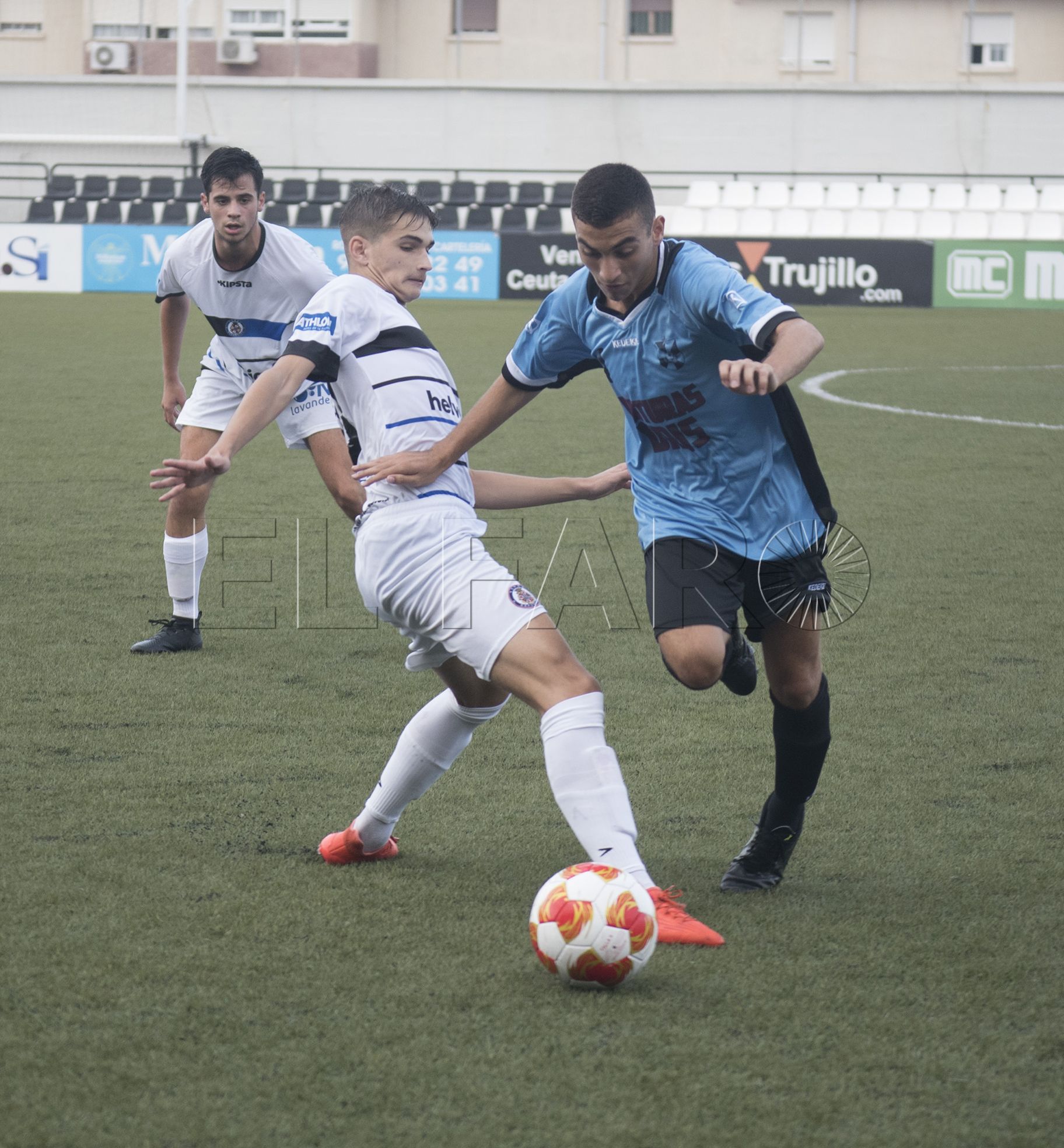 El Sporting de Ceuta visita al Calavera CF