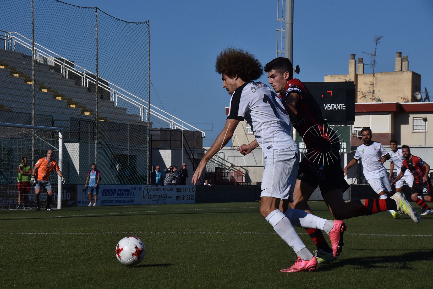 A cuatro puntos del play-off