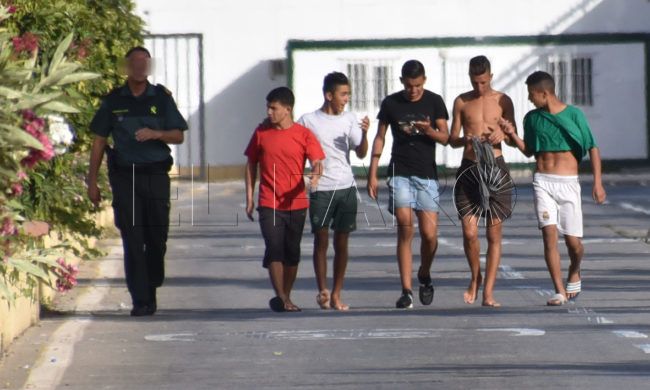 La mayor presión migratoria en el puerto, vinculada al cierre del Tarajal II