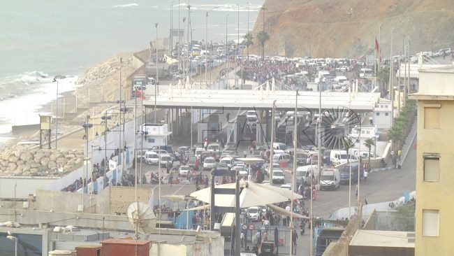 Manifestación y bloqueo en la frontera marroquí