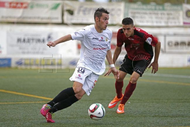 El Ceuta ficha a David Camps, pichichi de la pasada temporada