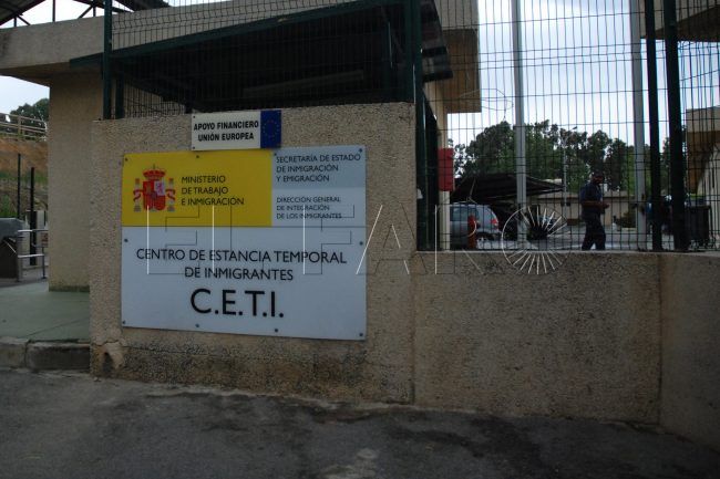 Reyerta entre subsaharianos a las puertas del CETI con tres heridos