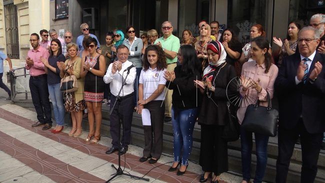 Las niñas se manifiestan contra la discriminación y claman al empoderamiento