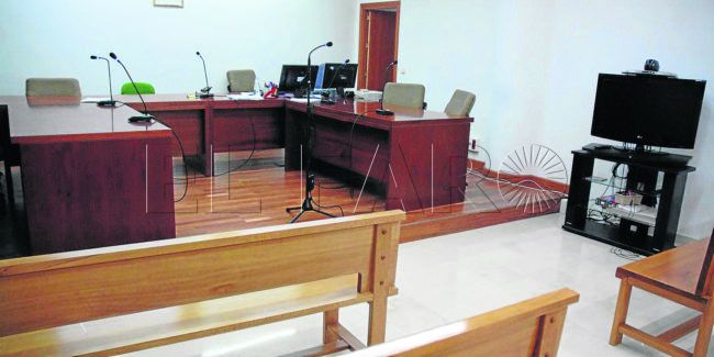 Nueve meses de prisión y alejamiento de su expareja por golpearla e insultarla