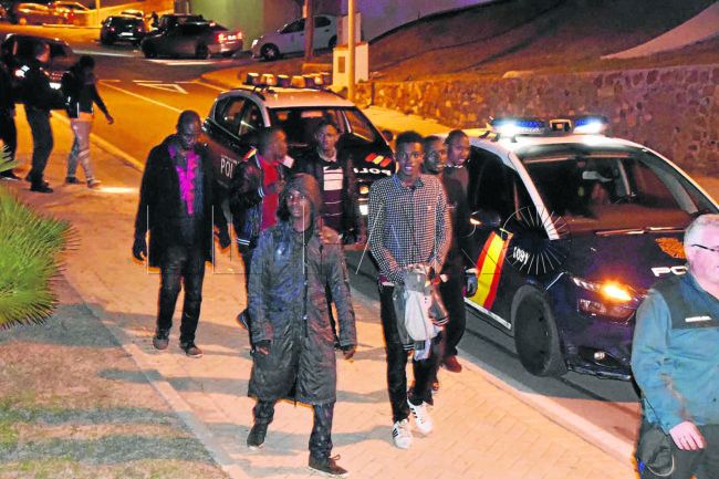 Se trabaja en localizar a familiares de los fallecidos, de Guinea Conakry