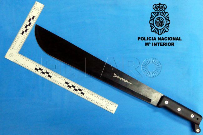 El detenido por agresión con machete, libre a la espera de citar a otro lesionado