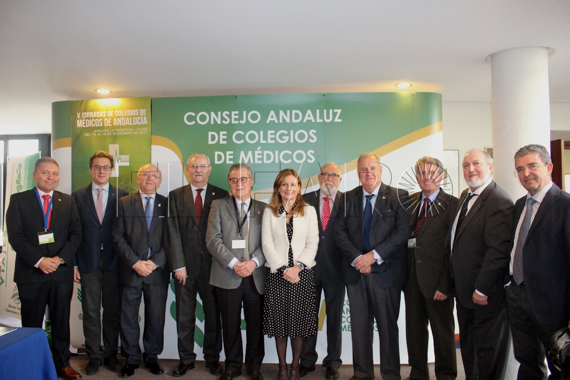 El Colegio de Médicos asiste a unas jornadas del Colegio andaluz