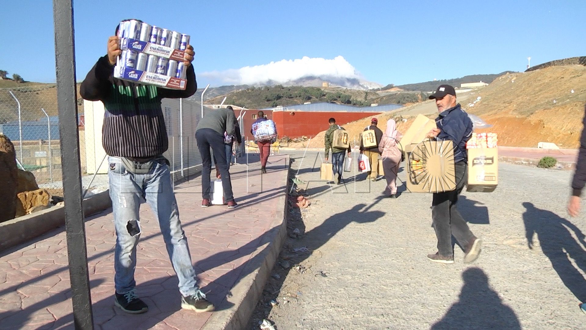 Las fuerzas de seguridad se coordinan para evitar que el porteo invada el Tarajal