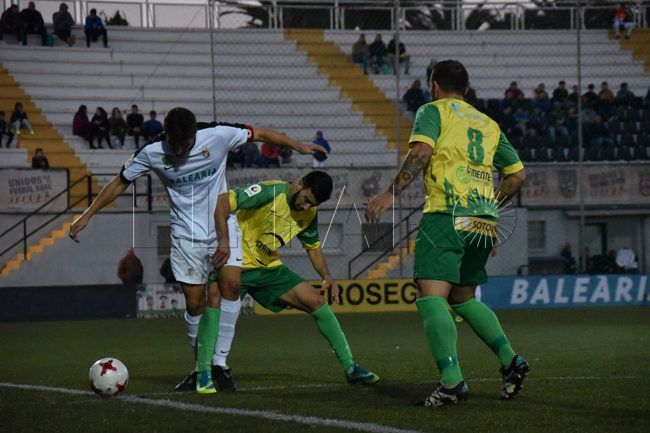 El Ceuta, más cerca del play-off