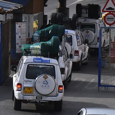 Los 4×4 esquivan Ceuta porque “se ha corrido la voz” de las colas en la frontera