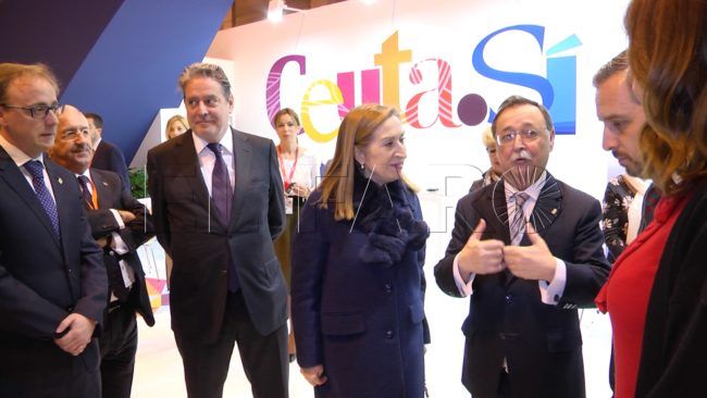 El Faro - La tercera máxima autoridad del Estado, en el stand de Ceuta