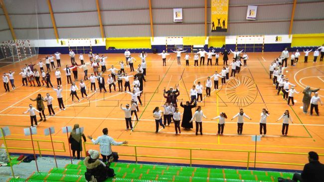 El Faro - Colegio Rosalía de Castro: La simbología de la paz