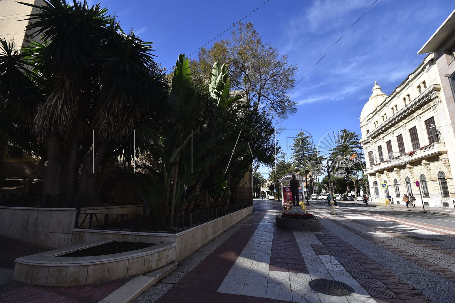 Editorial: Un enfrentamiento absurdo
