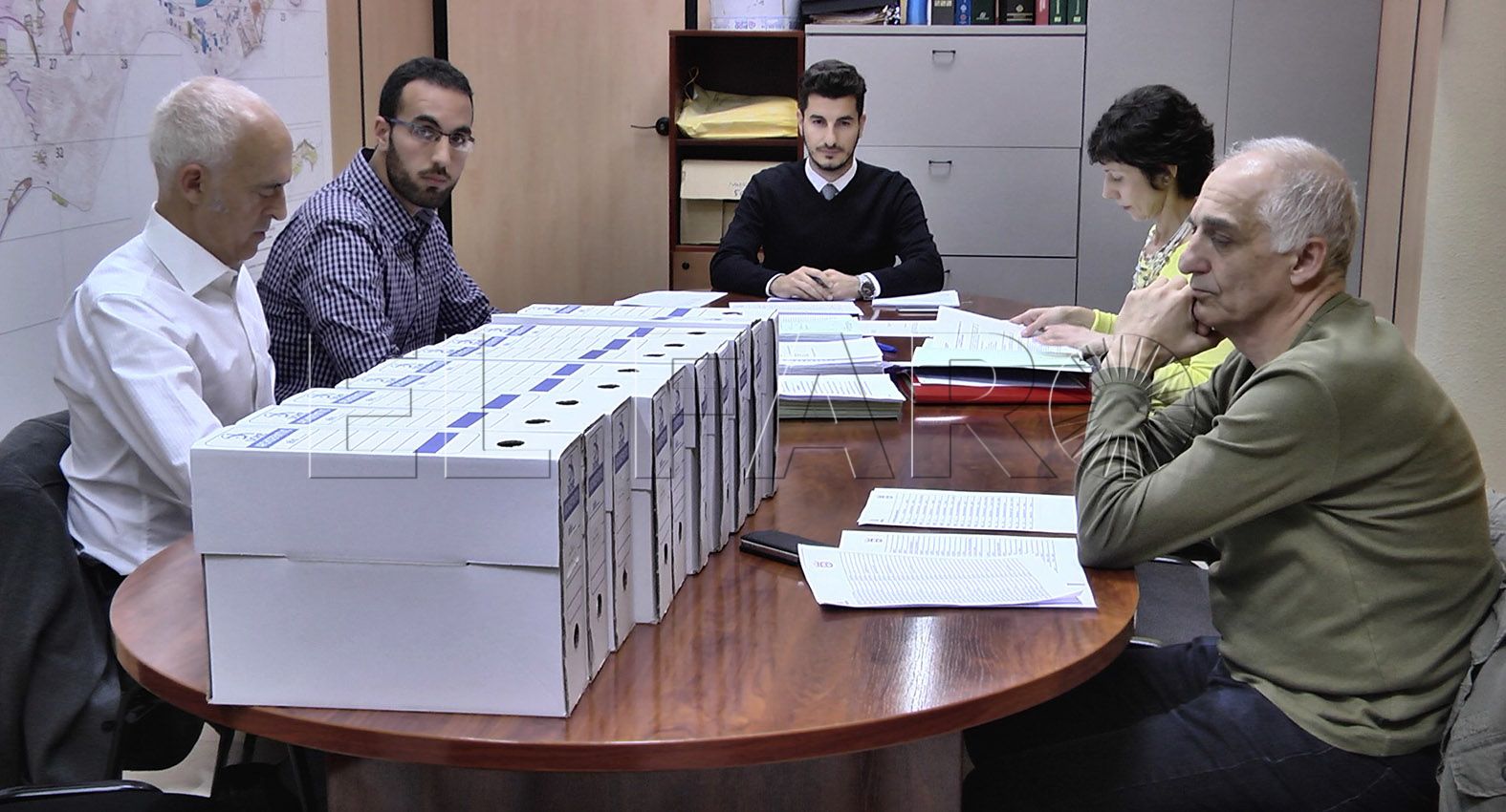 Avisan a los integrantes de la Comisión de la Vivienda de que deben conocer la normativa