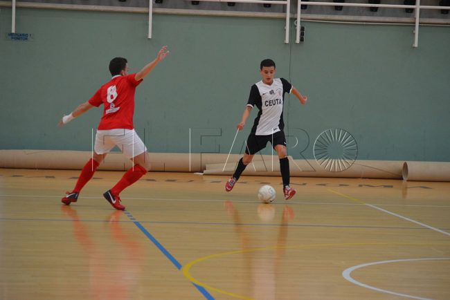 El Deportivo UA Ceutí gana en el ‘Molina’ y respira