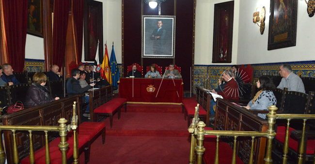 El Faro - La Ciudad prepara con el Consejo de Hermandades el dispositivo con motivo de la próxima Semana Santa