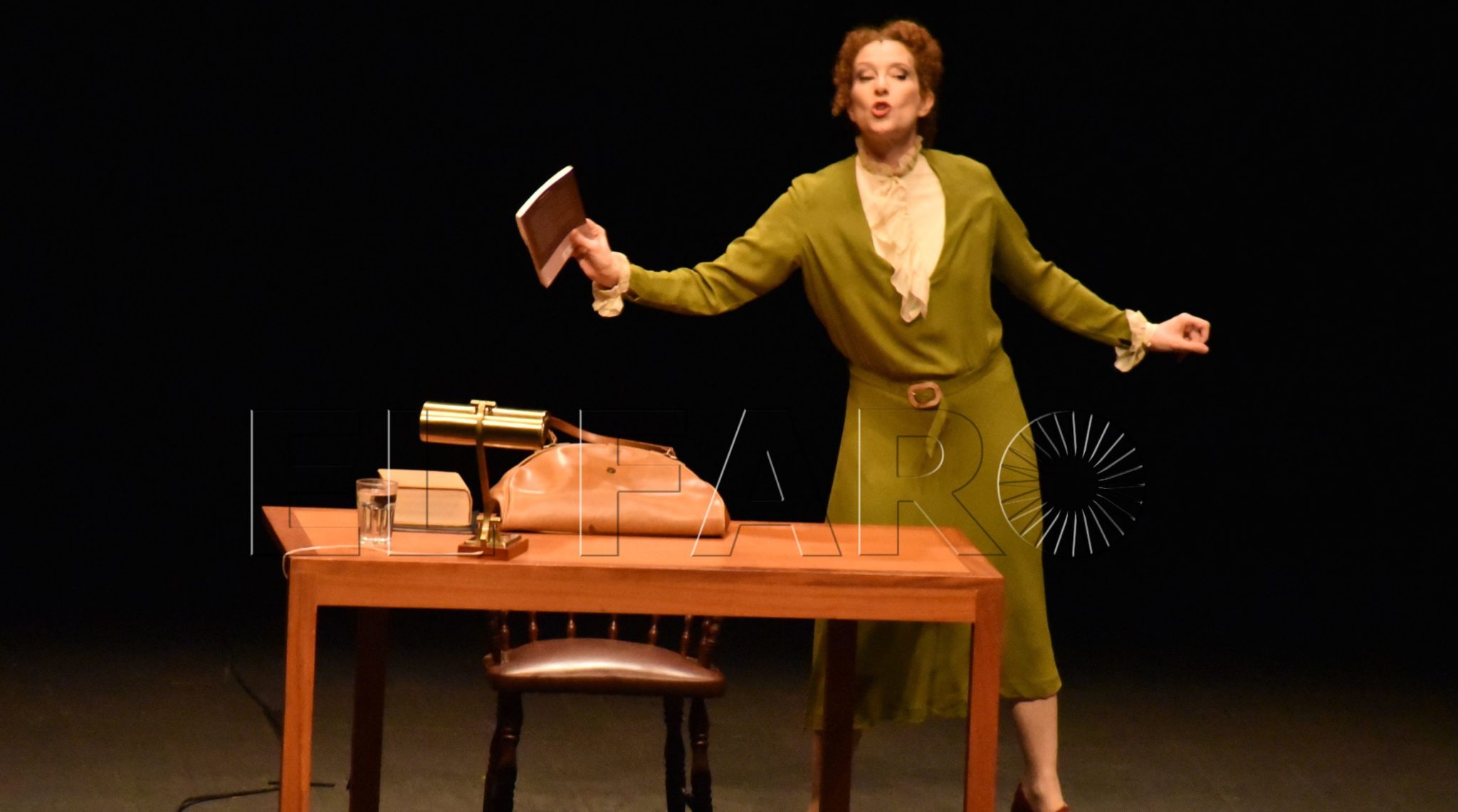 FOTOS | Lleno en el Revellín durante la actuación de Clara Sanchís