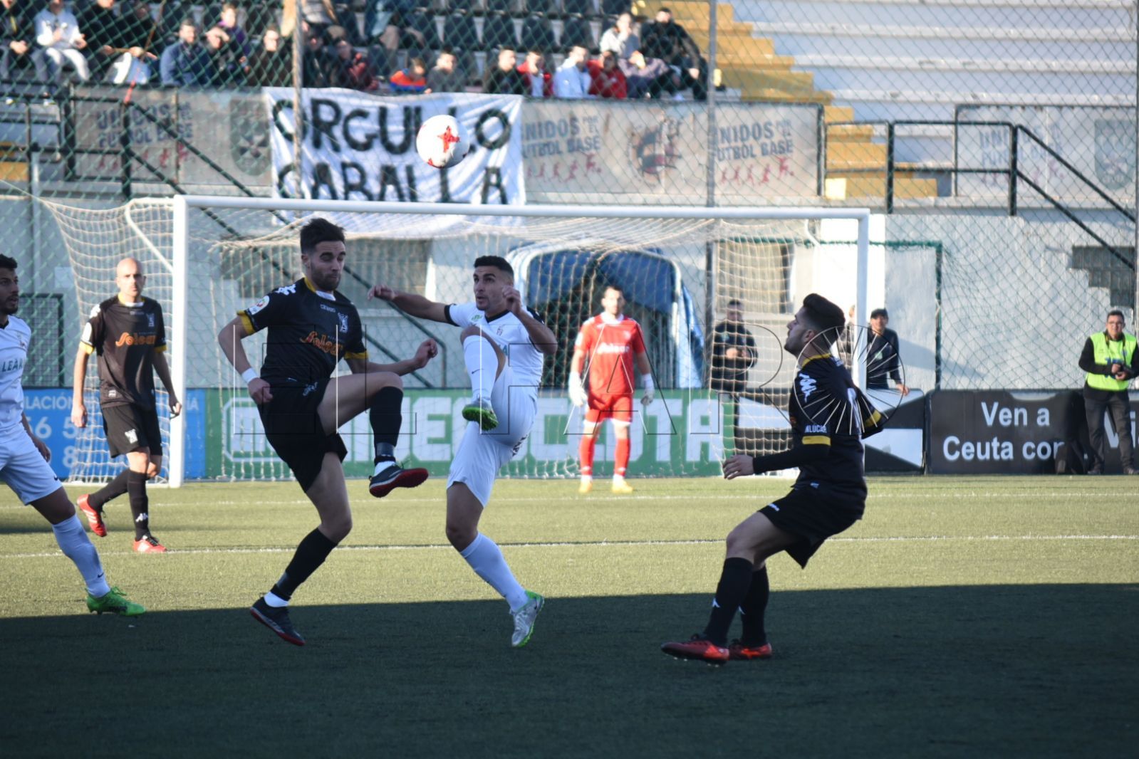 El Ceuta logra la victoria y se pone tercero