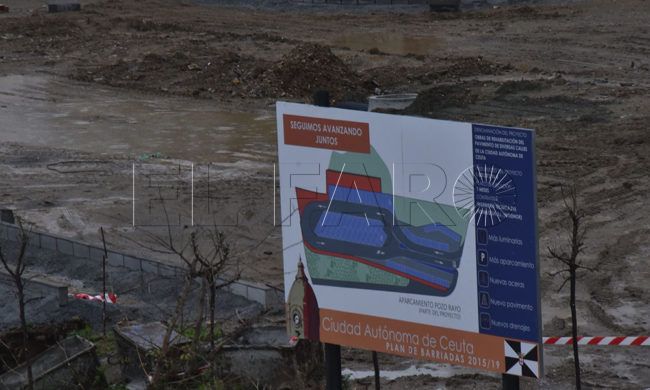 Comienza la obra de adecuación del aparcamiento en Pozo Rayo