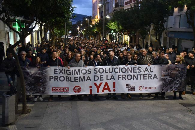 La encuesta: ¿Asistirá a la manifestación 22-M SOS Ceuta por el caos en la frontera?
