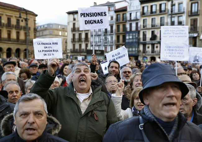 La ADICAE anima a sus socios a sumarse al movimiento por las pensiones dignas