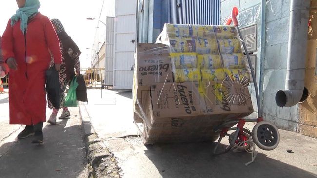 Poco más de 2.000 porteadoras cruzan el ‘Tarajal II’