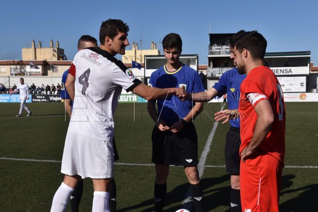 La AD Ceuta tiene a tiro al líder, Cádiz B