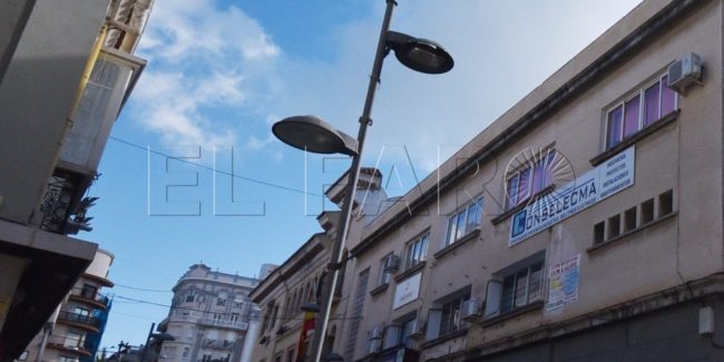 La Ciudad invertirá un millón de euros en renovar el alumbrado público en San José y Reyes Católicos