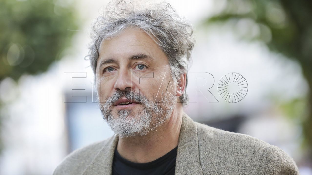 Manuel Rivas: «Vivimos una crisis democrática que está pavimentando el camino hacia el autoritarismo
