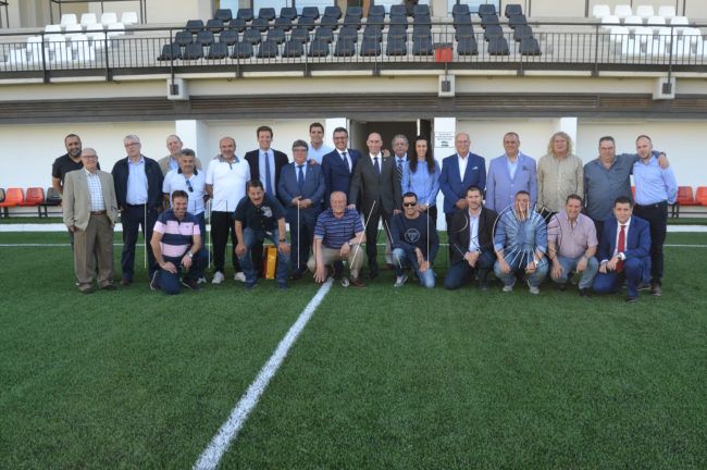 El presidente de la RFEF también visita las instalaciones de la FFCE