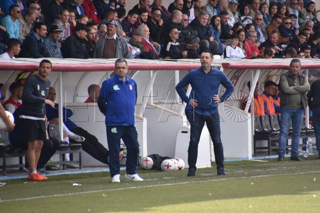 Juan Ramón Martín, entrenador de la AD Ceuta, sancionado con dos partidos
