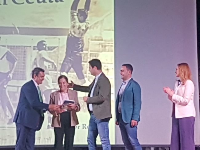 Un libro histórico del fútbol