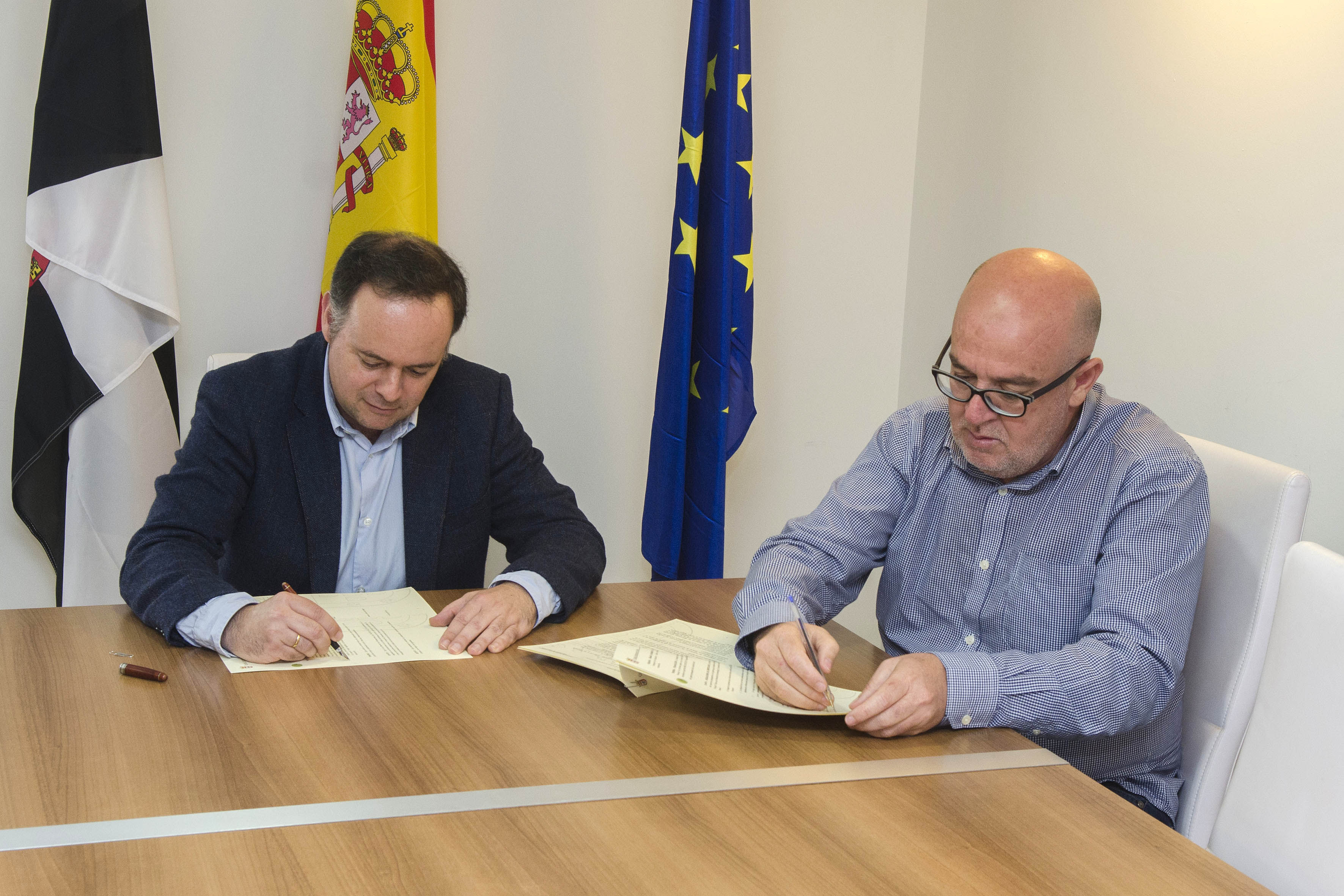 El Gobierno firma con Al Idrissi e Intercultura convenios de colaboración por 140.000 euros