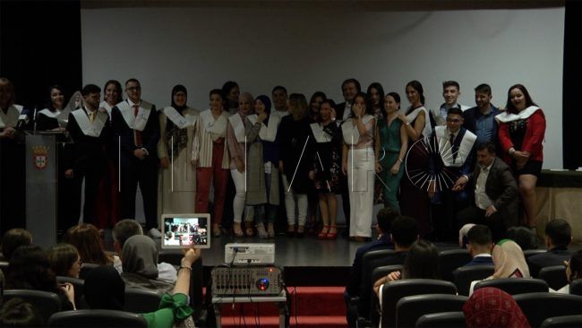 Graduación de Bachillerato en el instituto Clara Campoamor