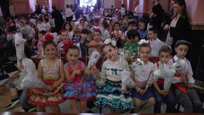 Ofrenda floral del ‘Lope de Vega’ a la Virgen de Los Remedios